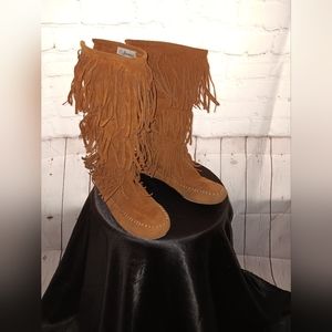 Woman's Moccasins